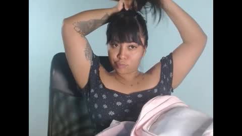  Aisha  online show from December 23, 11:49 pm