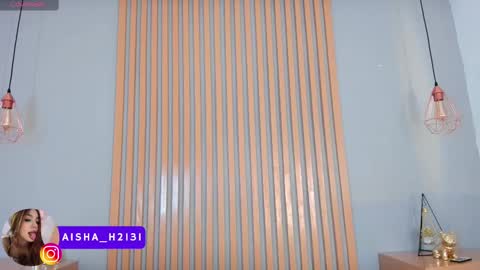 Aisha online show from October 7, 11:20 pm