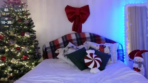 Snapshot of aisha_riley chatting on December 30, 3:02 pm Aisha online show from December 30, 3:02 pm