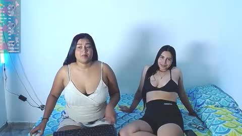 aisha_stacey0410 online show from November 18, 9:38 pm