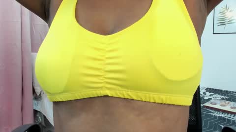 Aisha online show from February 25, 12:38 pm