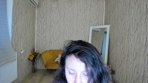 Aisha online show from January 8, 5:27 am