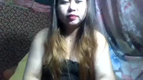 Snapshot of aislahrose chatting on February 23, 3:12 pm rosie online show from February 23, 3:12 pm