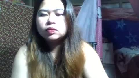 Snapshot of aislahrose chatting on February 25, 6:33 pm rosie online show from February 25, 6:33 pm