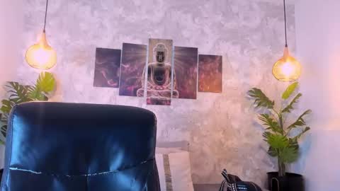 little aitana  online show from December 15, 7:08 pm