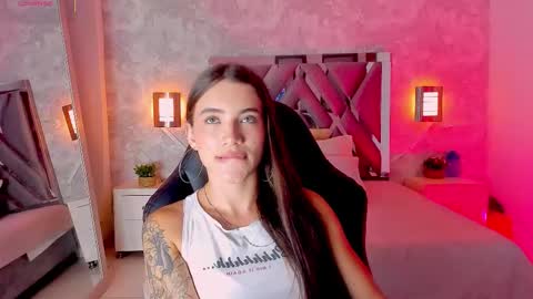 little aitana  online show from January 9, 3:55 am