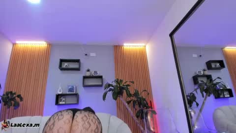 Aixa online show from May 21, 12:03 pm