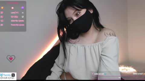 Amilia online show from May 25, 5:56 pm