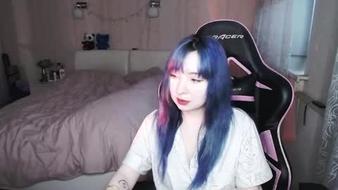 akirahartyx online show from May 23, 3:54 pm