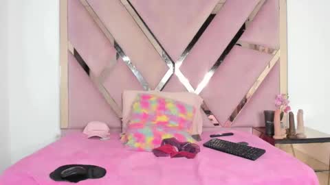 akiraht online show from October 25, 9:10 pm