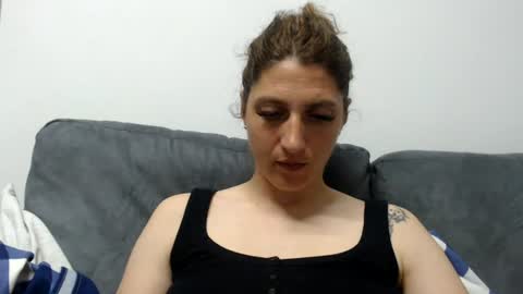 akyragrace online show from June 15, 8:42 pm