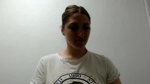 akyragrace online show from June 8, 9:58 pm