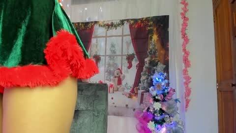 Alaia online show from January 6, 6:52 pm