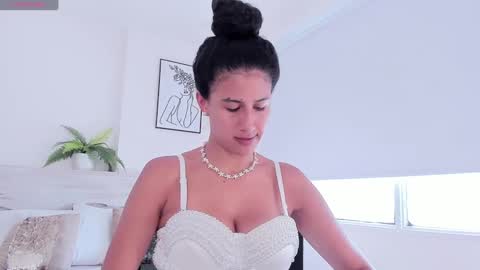 Alaia  online show from January 8, 8:39 pm