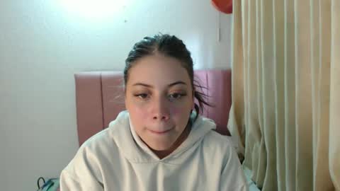 Snapshot of alaina_blessed chatting on October 3, 10:26 pm alaina_blessed online show from October 3, 10:26 pm
