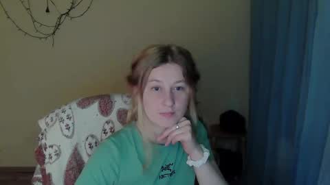 Anna online show from May 19, 4:58 pm