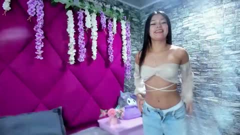 alana_deivis online show from March 18, 2:49 am