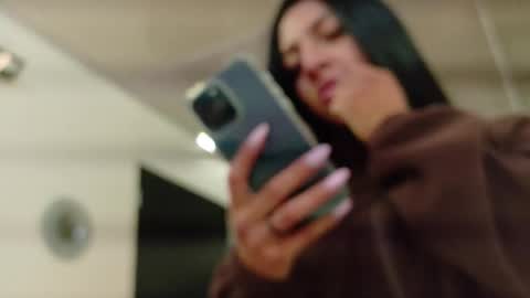 Maeve  online show from March 13, 10:38 am