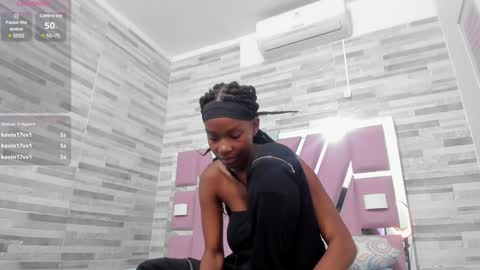 Alana online show from January 5, 6:35 pm