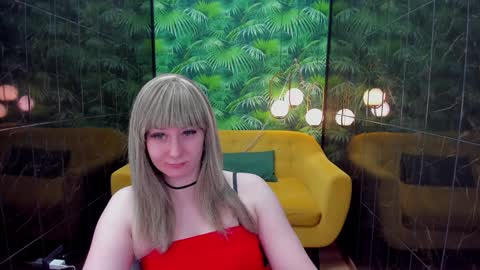 Snapshot of alana_soft chatting on January 4, 2:04 pm Alana online show from January 4, 2:04 pm