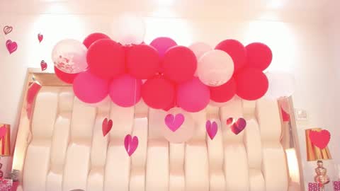      online show from February 18, 10:47 pm