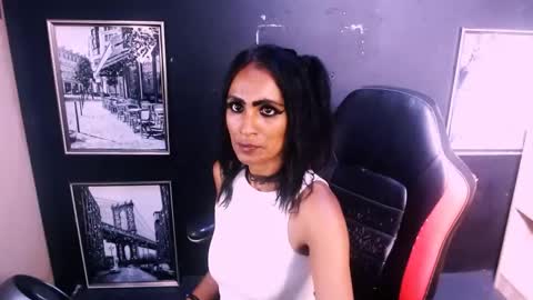 Snapshot of alanadelray chatting on October 28, 8:42 am alanadelray online show from October 28, 8:42 am