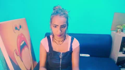 Snapshot of alanadelray chatting on January 12, 7:32 am alanadelray online show from January 12, 7:32 am