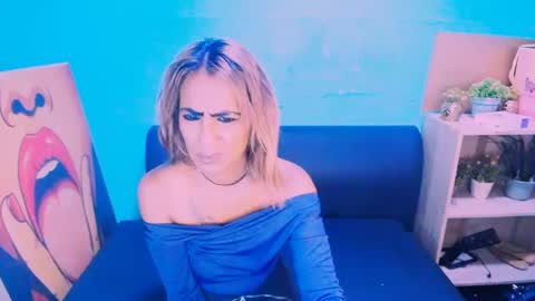 Snapshot of alanadelray chatting on January 31, 7:07 am alanadelray online show from January 31, 7:07 am