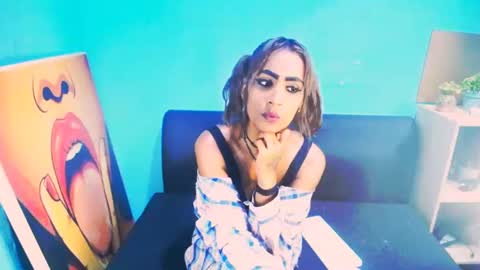 Snapshot of alanadelray chatting on January 14, 6:56 am alanadelray online show from January 14, 6:56 am