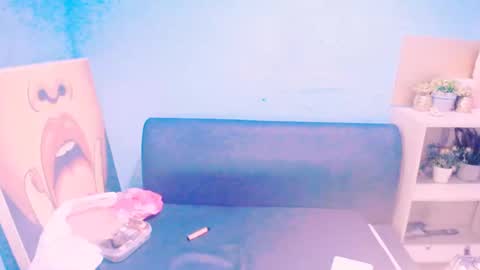 Snapshot of alanadelray chatting on February 19, 10:34 am alanadelray online show from February 19, 10:34 am