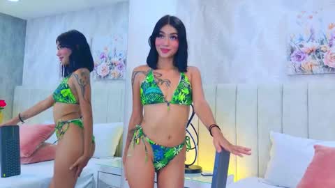 Alanah Bustamante online show from October 24, 8:16 pm