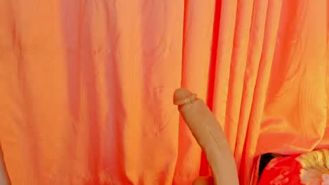 ALANA Please follow me  online show from May 25, 11:48 pm