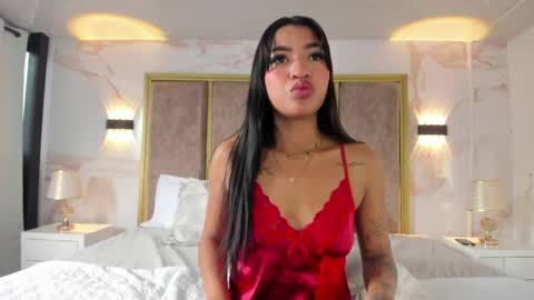 alanaortiz_ online show from March 30, 8:52 pm