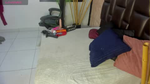 Alanna online show from April 30, 5:40 pm