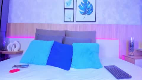 Alanna  online show from March 11, 5:11 am