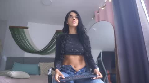 alannathomson online show from February 8, 4:44 pm