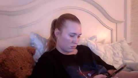 Alaska Blaze online show from April 10, 3:12 am