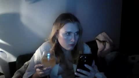 Alaska Blaze online show from April 7, 2:13 am