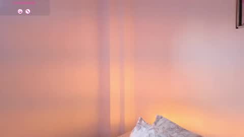 alba_toro535670 online show from May 19, 12:12 pm