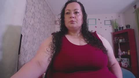 Snapshot of aleia_taylor chatting on January 6, 5:41 am aleia taylor online show from January 6, 5:41 am