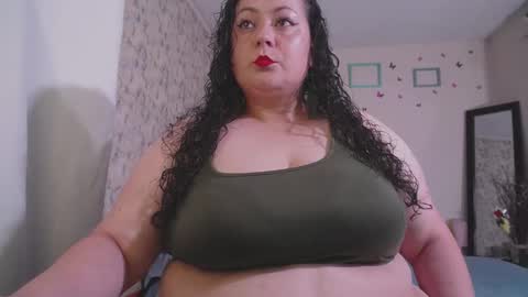 Snapshot of aleia_taylor chatting on February 17, 7:25 am aleia taylor online show from February 17, 7:25 am