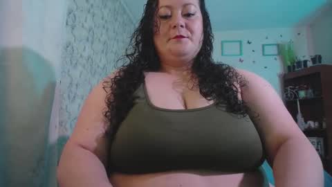Snapshot of aleia_taylor chatting on December 27, 6:14 am aleia taylor online show from December 27, 6:14 am