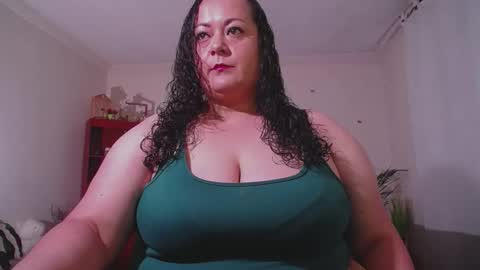 Snapshot of aleia_taylor chatting on September 16, 12:51 am aleia taylor online show from September 16, 12:51 am