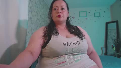 Snapshot of aleia_taylor chatting on February 16, 5:59 am aleia taylor online show from February 16, 5:59 am