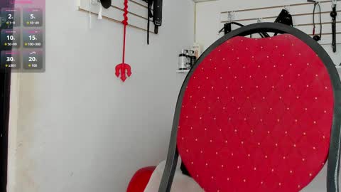 Alejandra online show from February 13, 1:05 pm