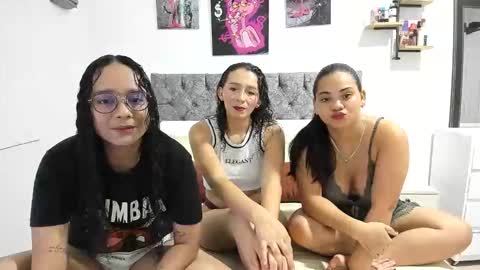 alejandra_evanss online show from May 20, 2:52 am