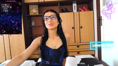 Alejandra online show from February 7, 11:12 am