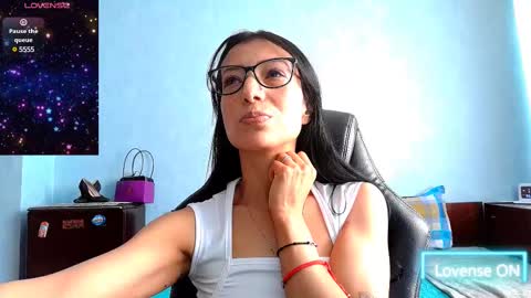 Alejandra online show from February 21, 9:45 am