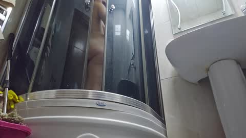 alejandradelaney online show from February 8, 12:06 am