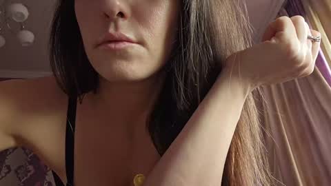 alejandradelaney online show from December 24, 8:44 am